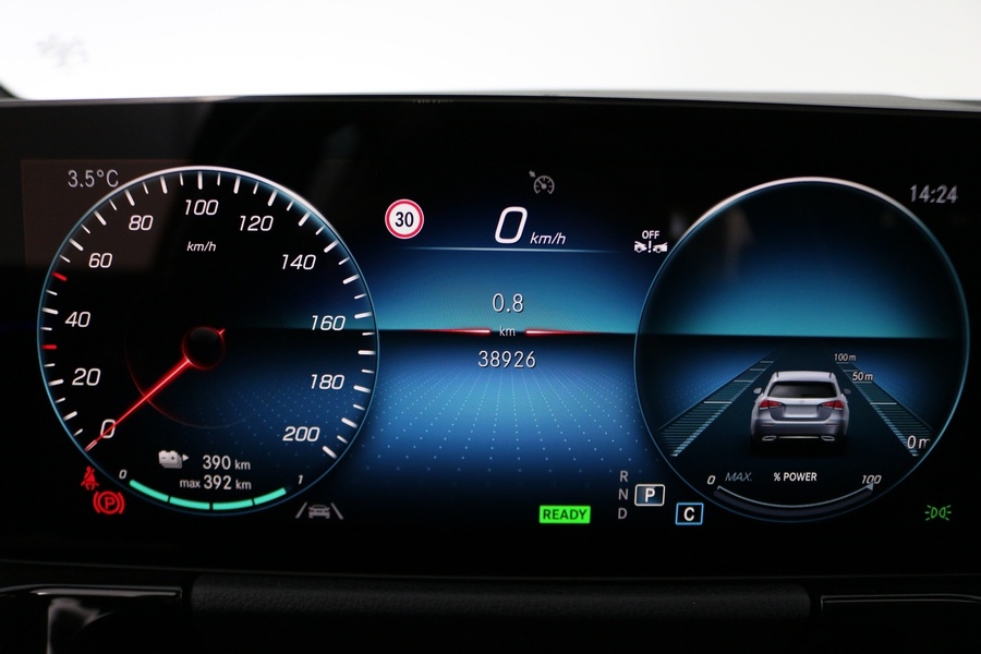 Mercedes-Benz EQA vaihtoauto