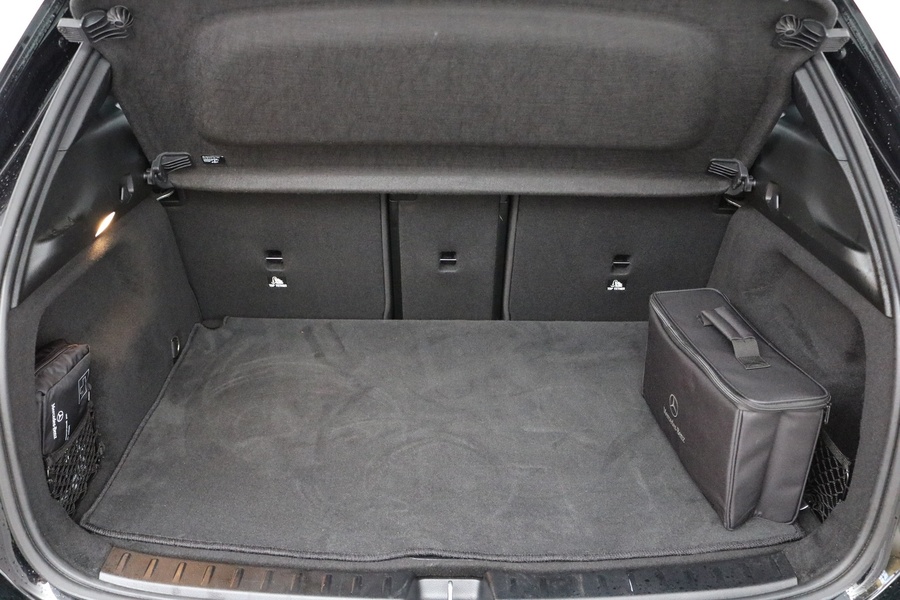 Mercedes-Benz EQA vaihtoauto