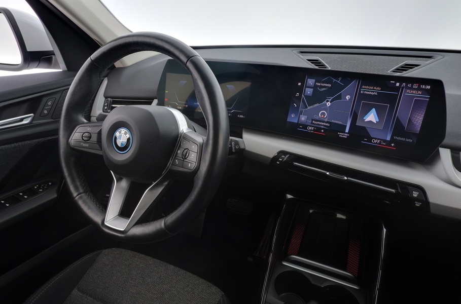 BMW iX1 vaihtoauto