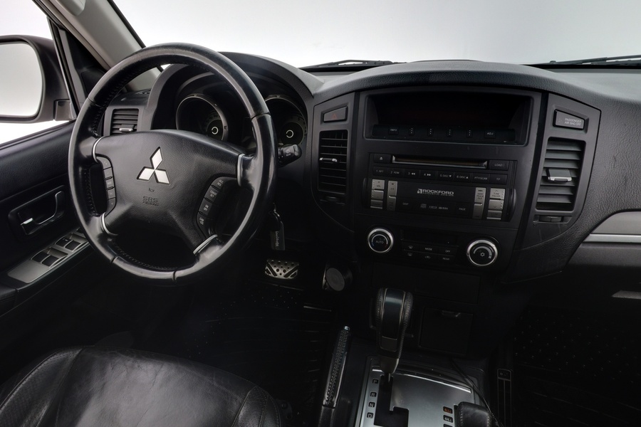 Mitsubishi Pajero vaihtoauto