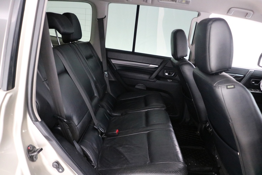 Mitsubishi Pajero vaihtoauto