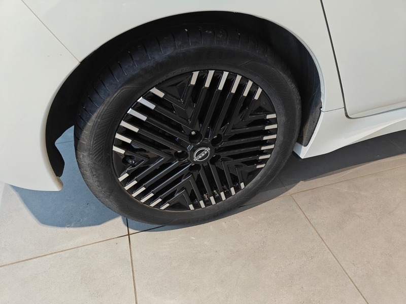 Nissan Leaf vaihtoauto