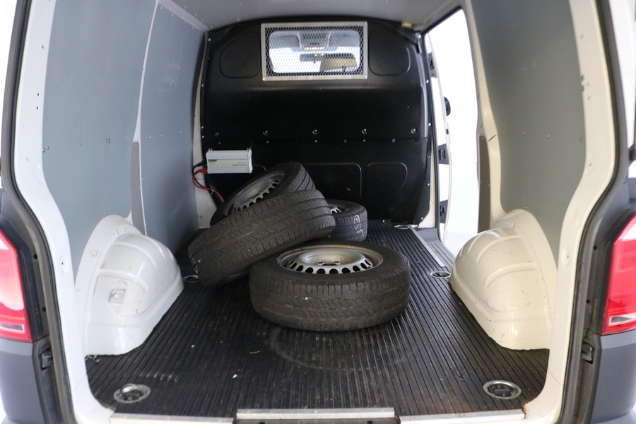 Volkswagen Transporter vaihtoauto