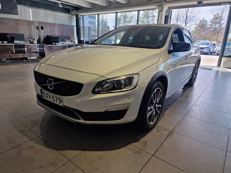 Volvo V60 Cross Country vaihtoauto