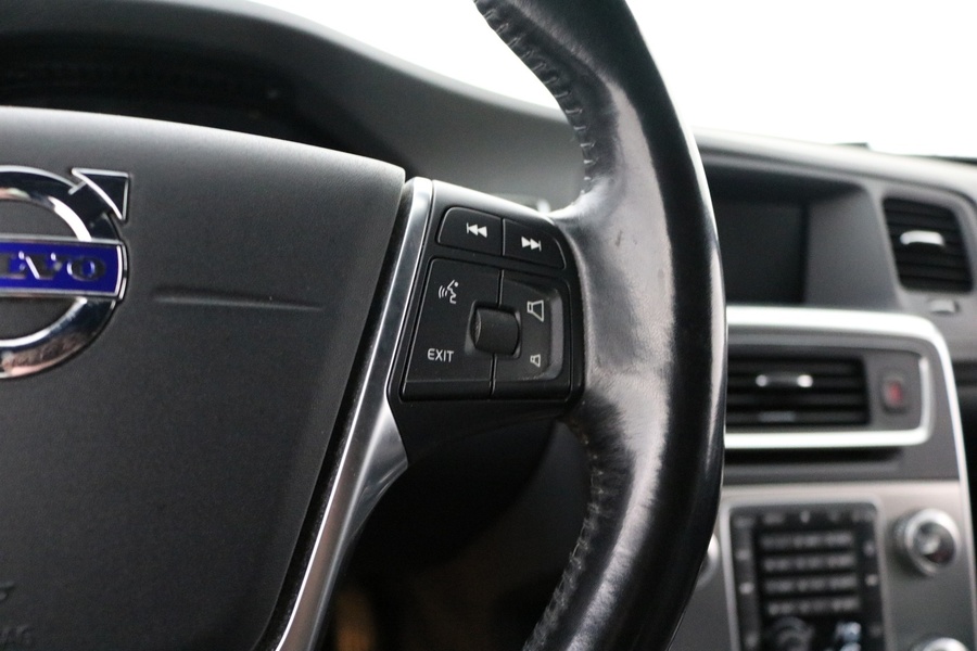 Volvo V60 Cross Country vaihtoauto