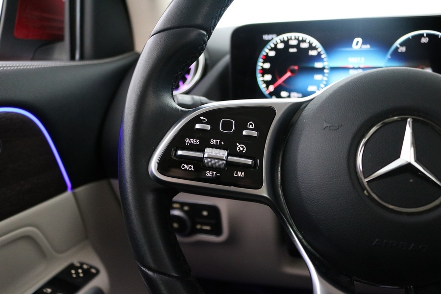 Mercedes-Benz EQA vaihtoauto