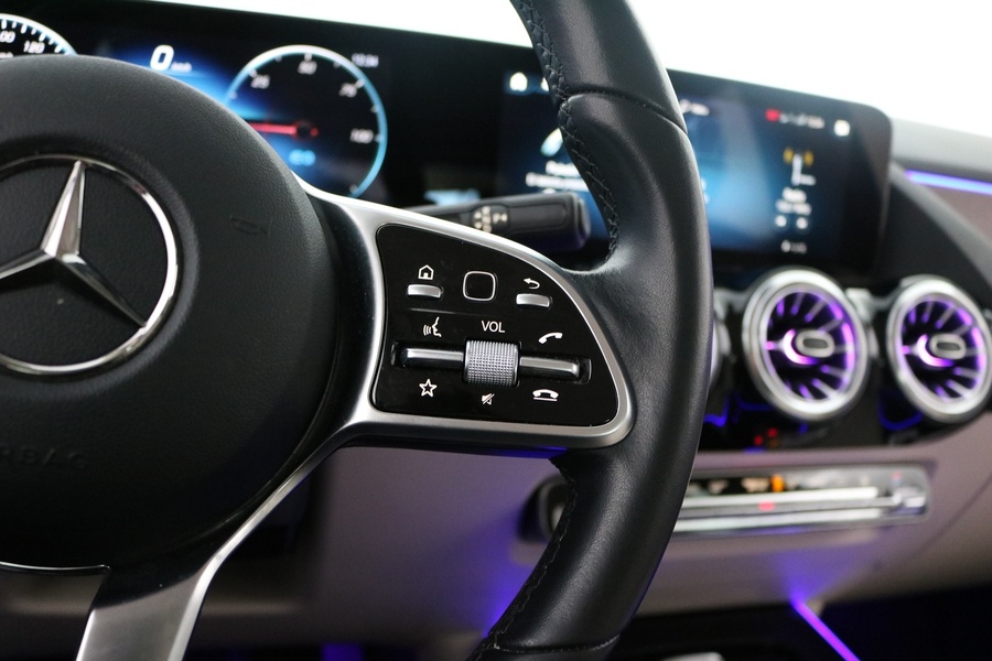 Mercedes-Benz EQA vaihtoauto