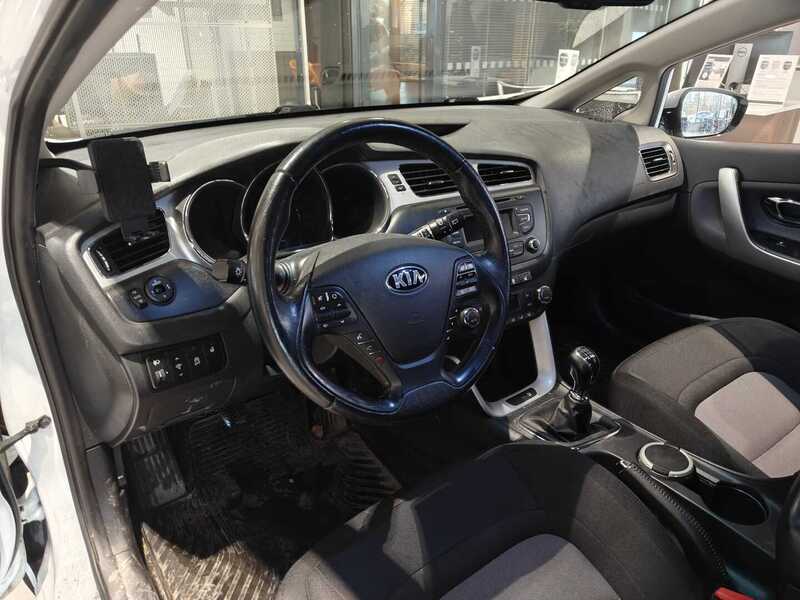 Kia Proceed vaihtoauto