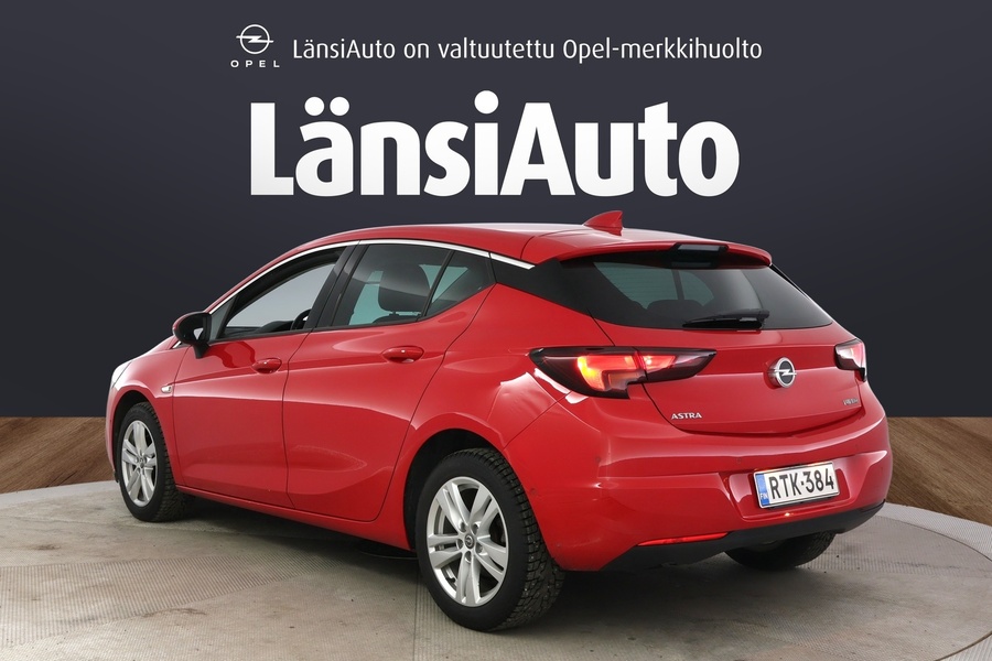 Opel Astra vaihtoauto