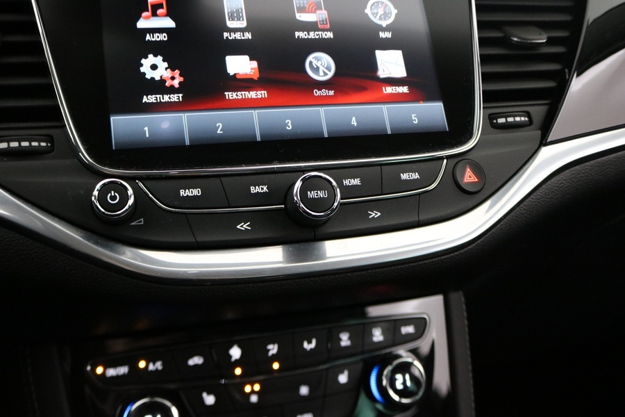 Opel Astra vaihtoauto