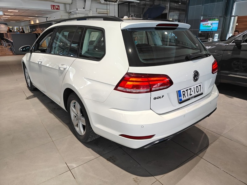 Volkswagen Golf vaihtoauto