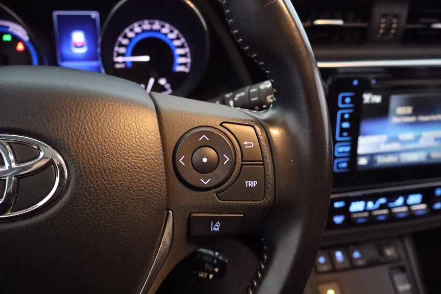 Toyota Auris vaihtoauto