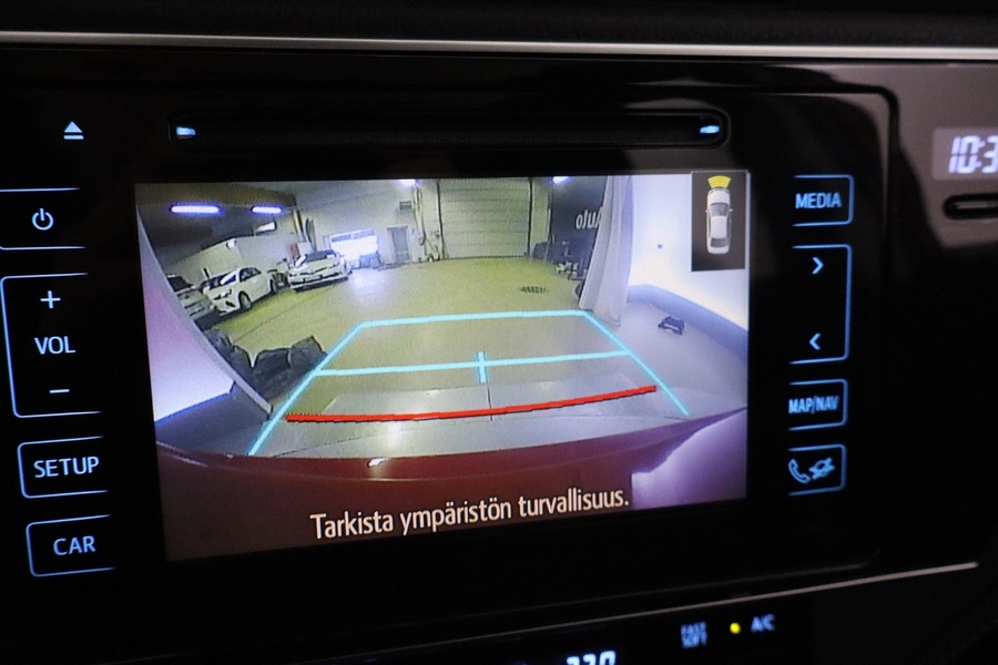 Toyota Auris vaihtoauto