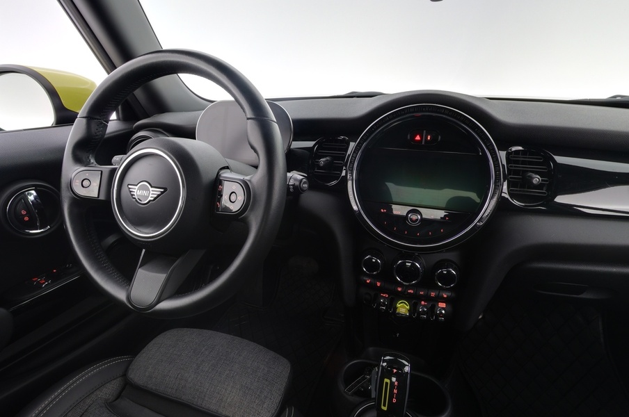 Mini Hatchback vaihtoauto