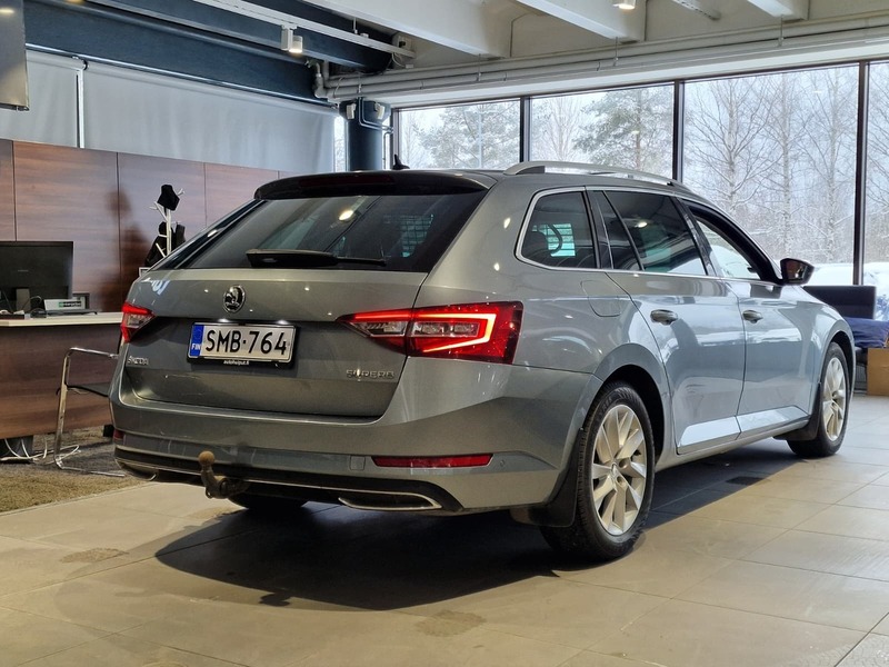 Skoda Superb vaihtoauto