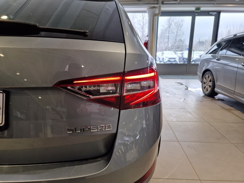 Skoda Superb vaihtoauto