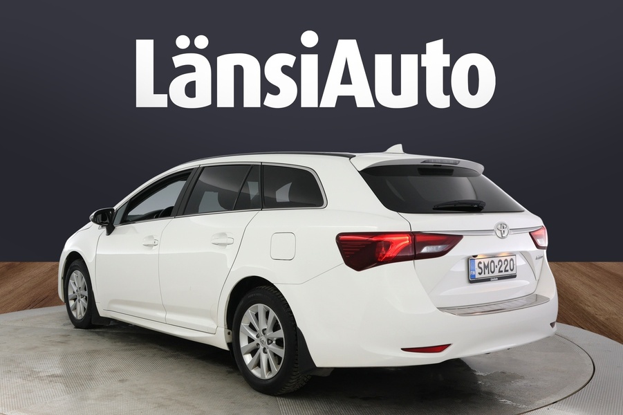 Toyota Avensis vaihtoauto