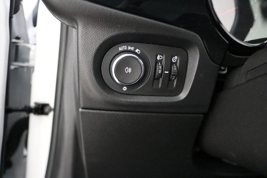 Opel Corsa vaihtoauto