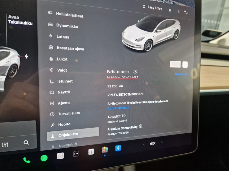 Tesla Model 3 vaihtoauto