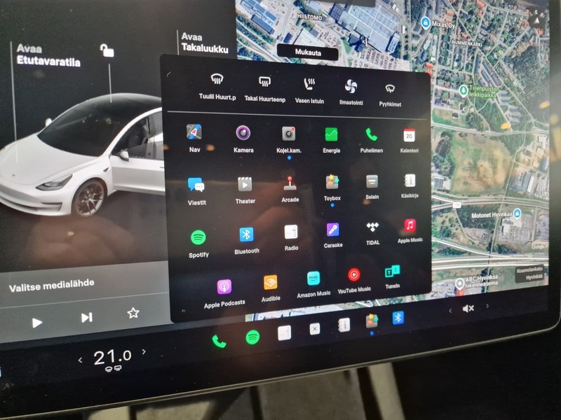 Tesla Model 3 vaihtoauto