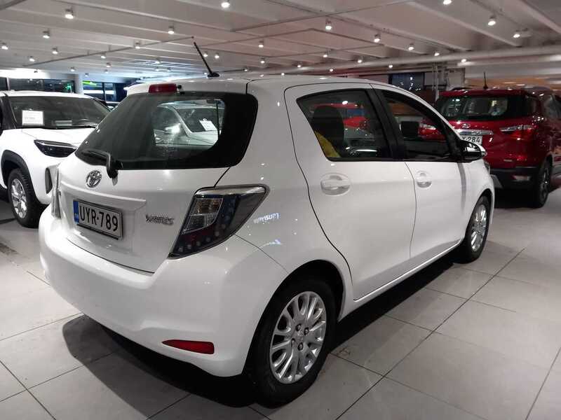 Toyota Yaris vaihtoauto