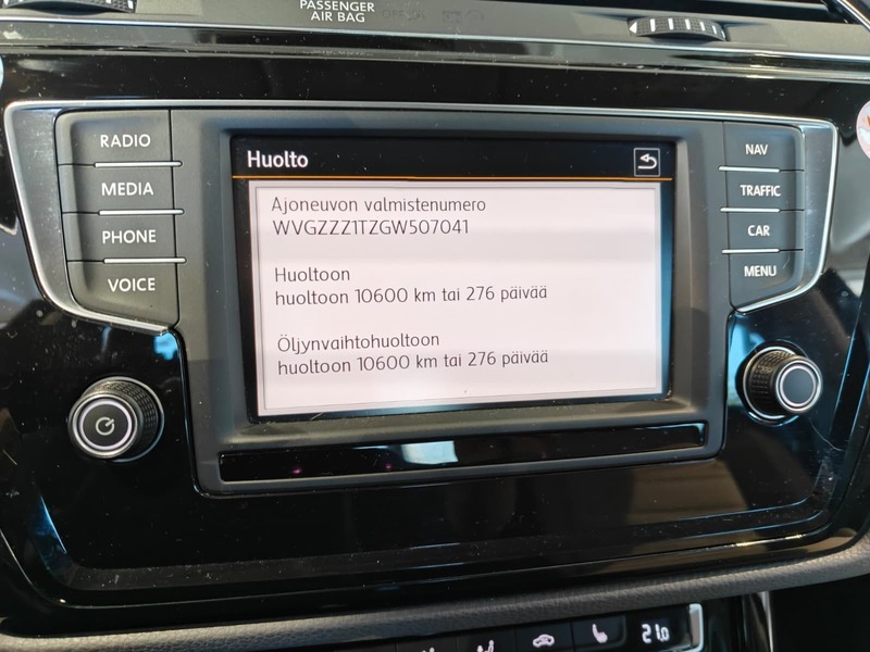 Volkswagen Touran vaihtoauto