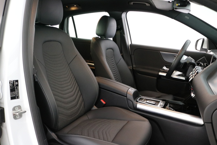 Mercedes-Benz EQA vaihtoauto