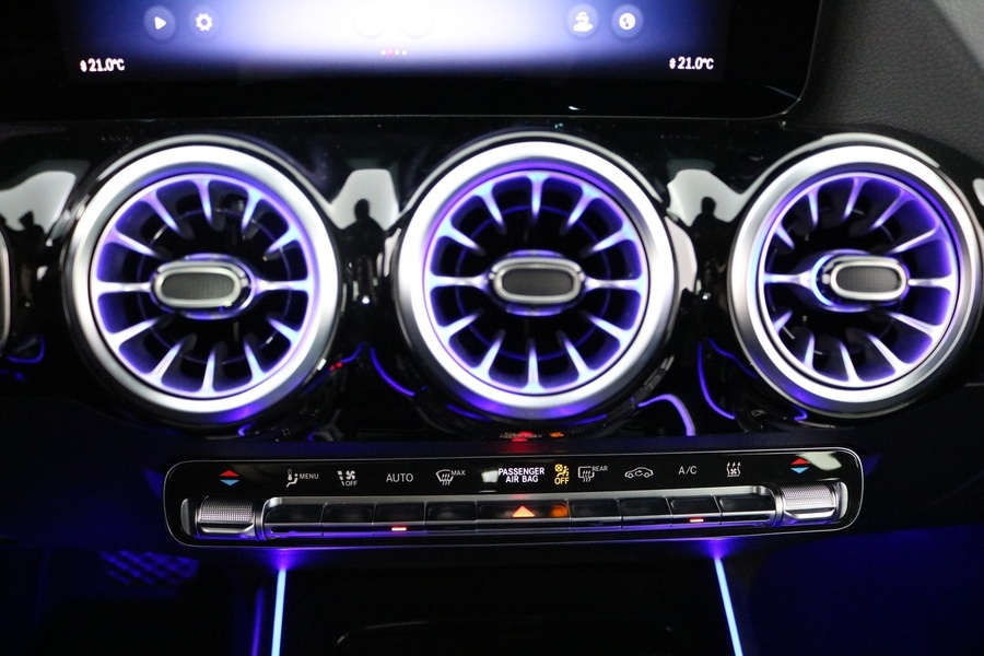 Mercedes-Benz EQA vaihtoauto