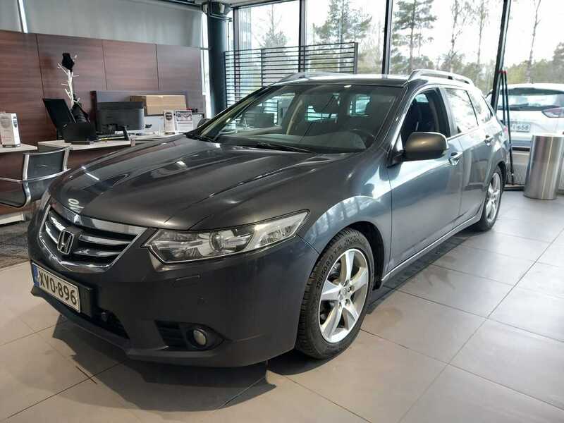 Honda Accord vaihtoauto
