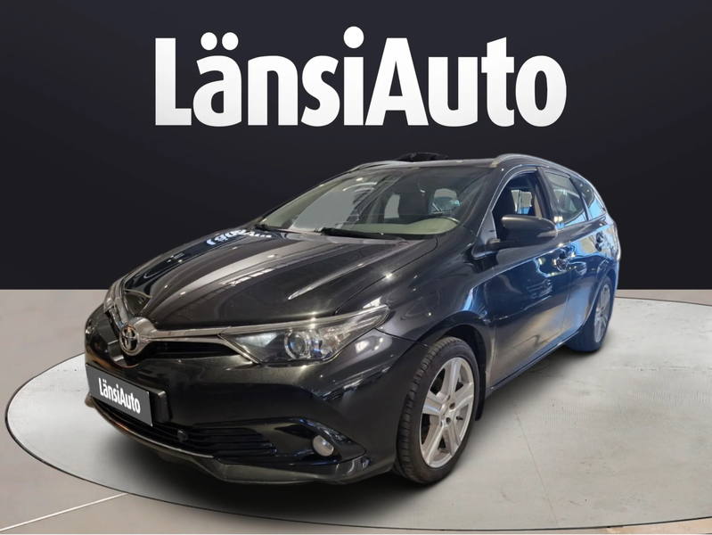 Toyota Auris vaihtoauto