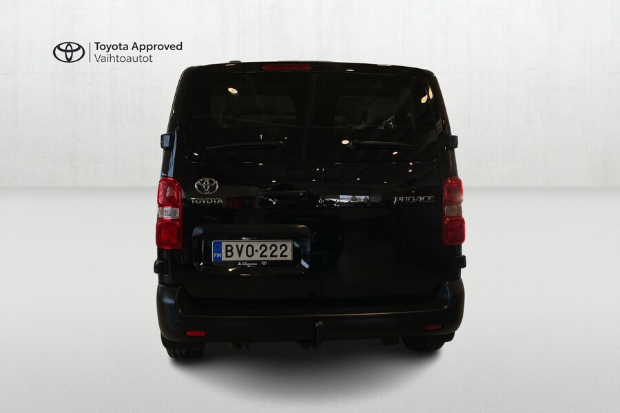 Toyota Proace Verso vaihtoauto