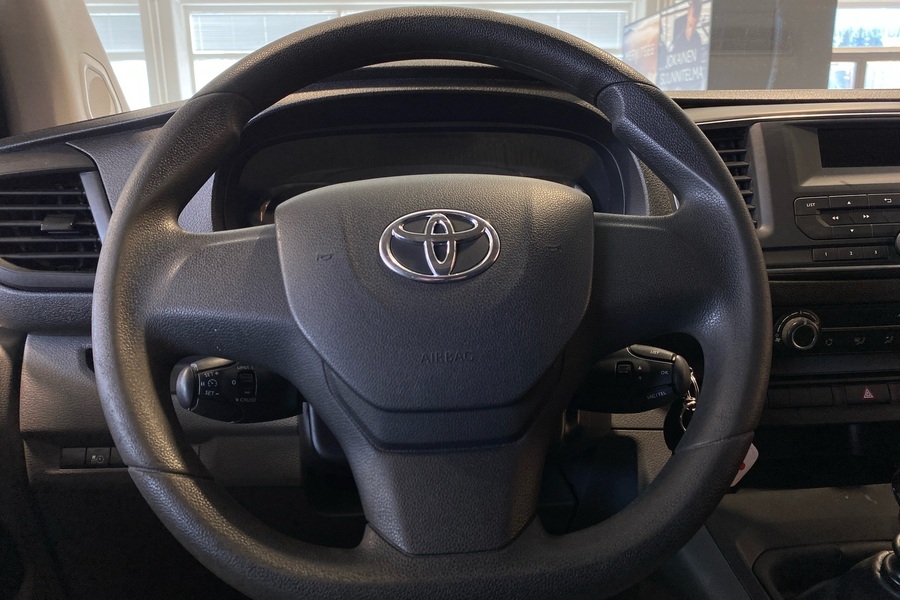 Toyota Proace Verso vaihtoauto