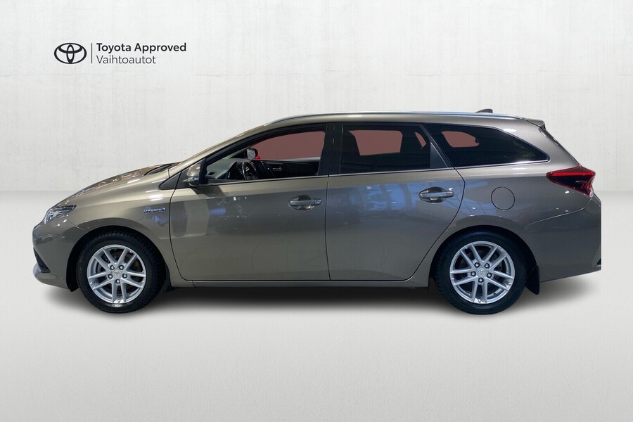 Toyota Auris vaihtoauto