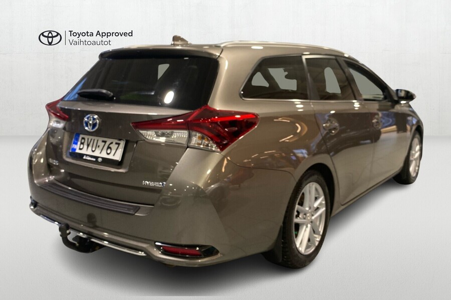 Toyota Auris vaihtoauto