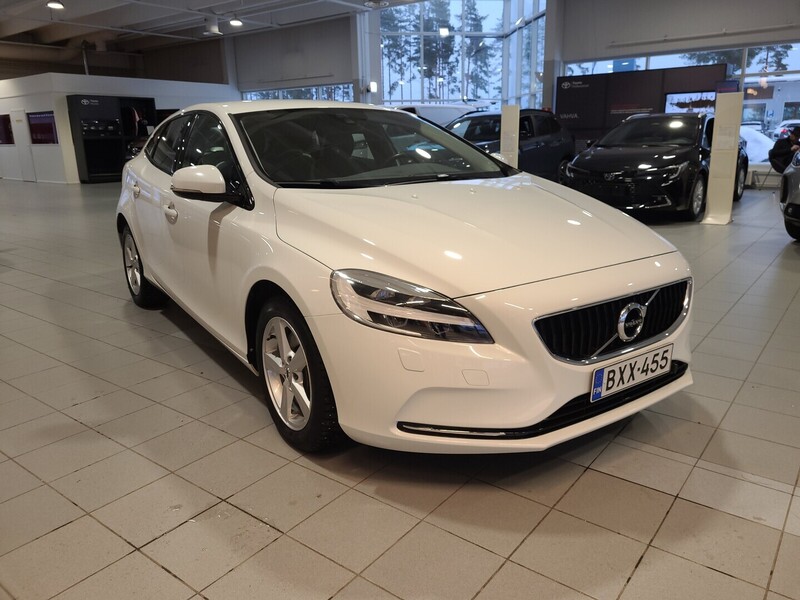 Volvo V40 vaihtoauto