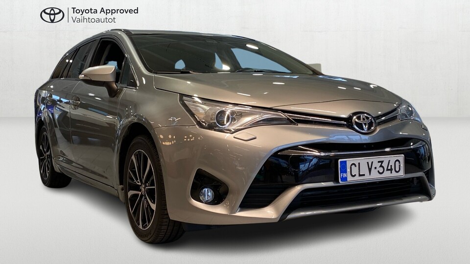 Toyota Avensis vaihtoauto