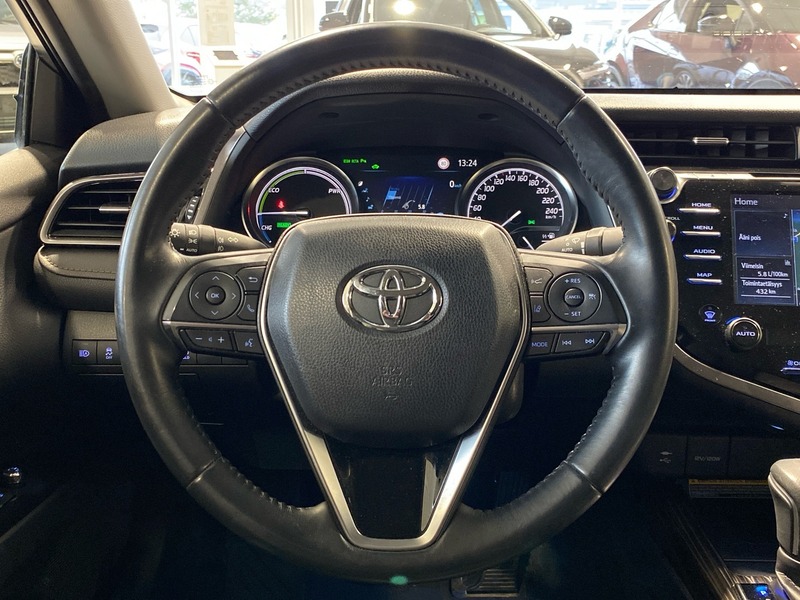 Toyota Camry vaihtoauto