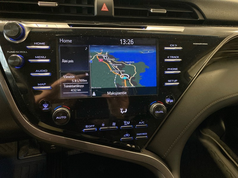 Toyota Camry vaihtoauto