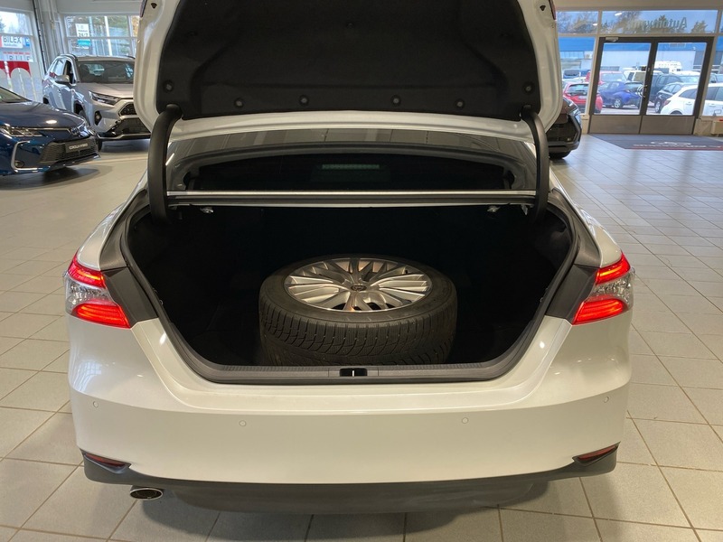 Toyota Camry vaihtoauto