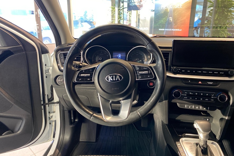Kia XCeed vaihtoauto
