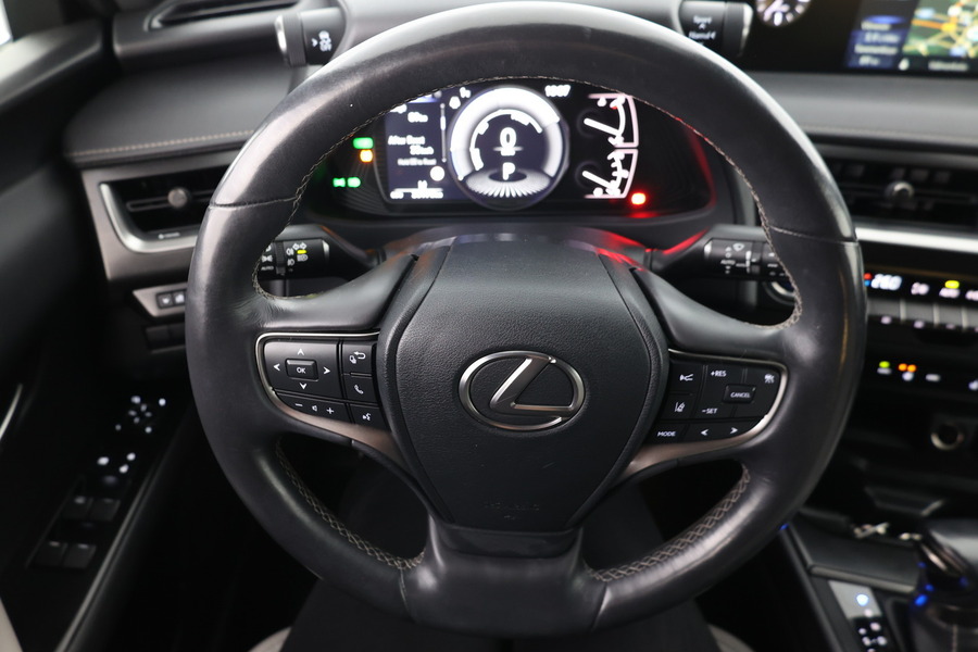 Lexus UX vaihtoauto
