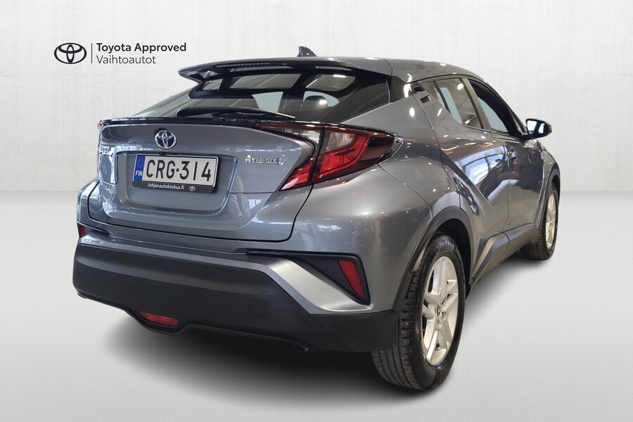 Toyota C-HR vaihtoauto