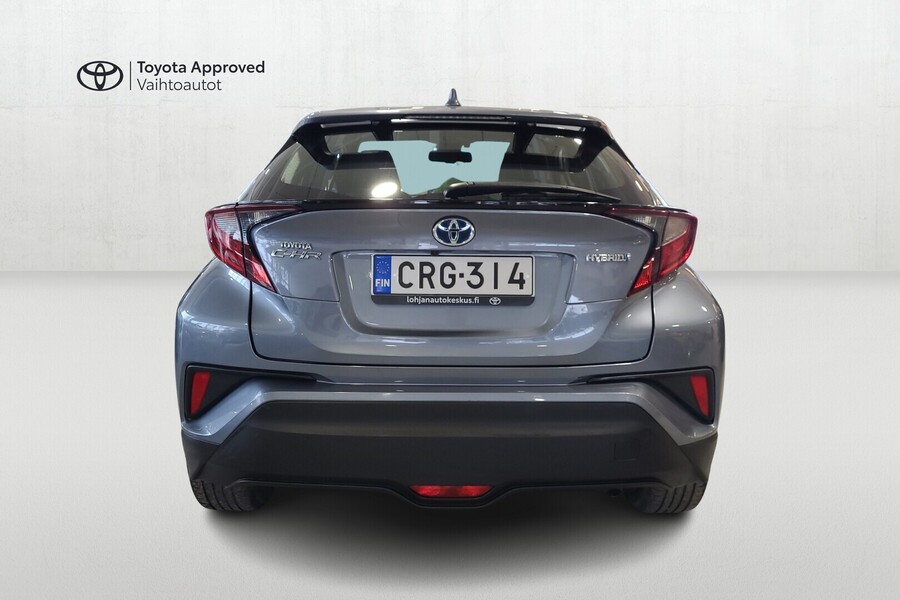 Toyota C-HR vaihtoauto