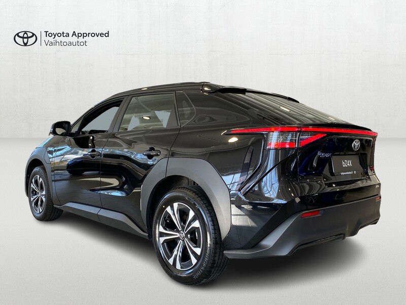 Toyota bZ4X vaihtoauto