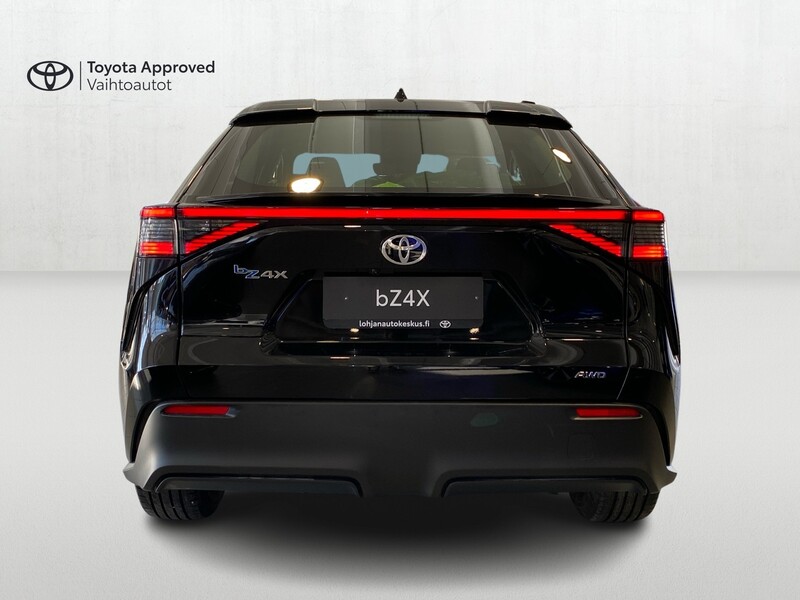 Toyota bZ4X vaihtoauto