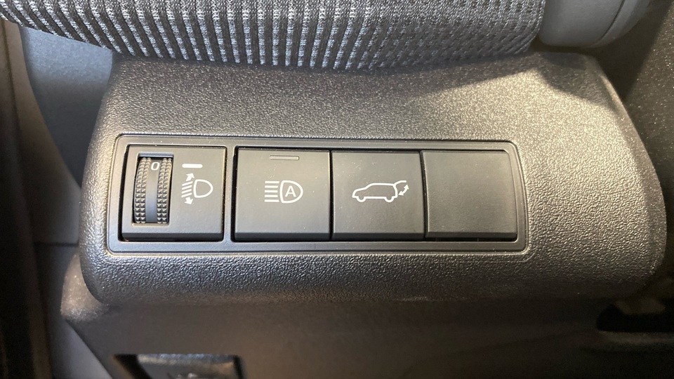 Toyota bZ4X vaihtoauto