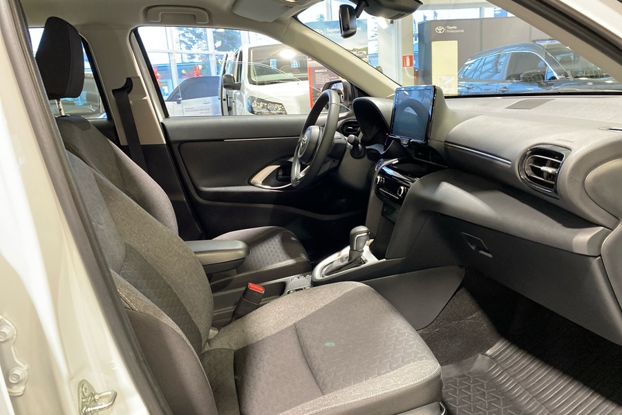 Toyota Yaris Cross vaihtoauto