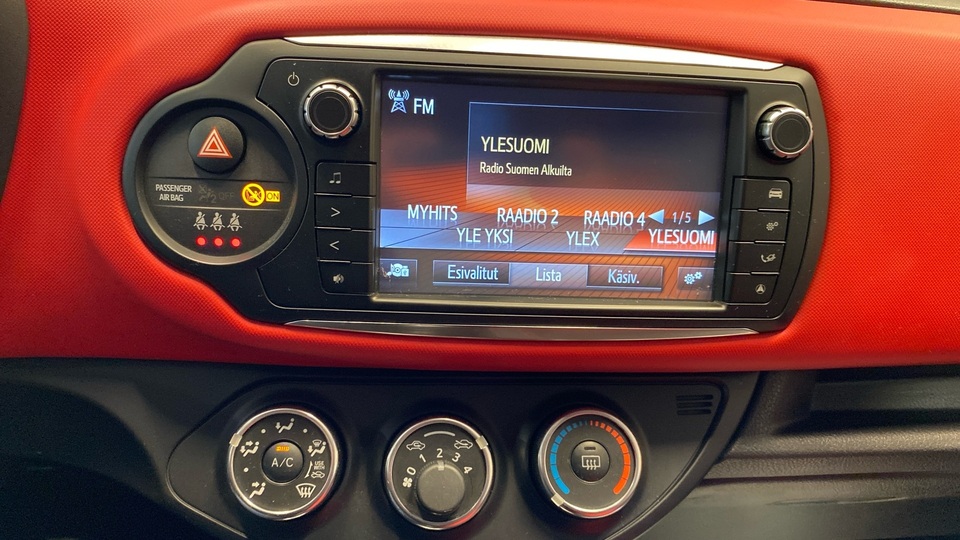 Toyota Yaris vaihtoauto