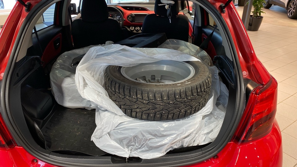 Toyota Yaris vaihtoauto