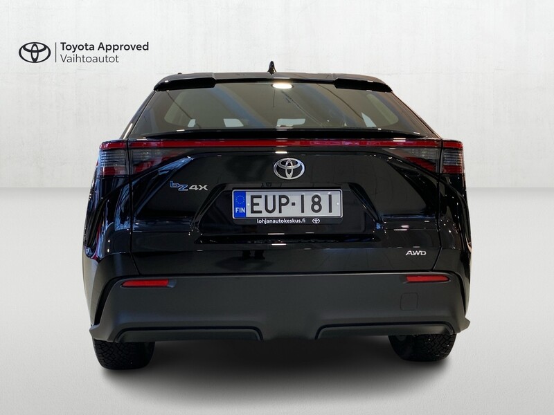 Toyota bZ4X vaihtoauto